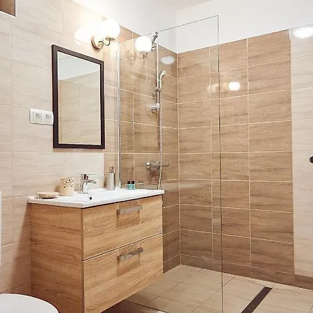 Vadvirag Vendeghaz Gasthof Izsák