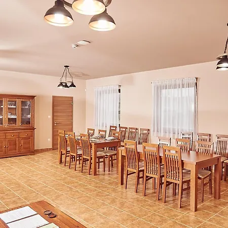 Vadvirag Vendeghaz Gasthof Izsák