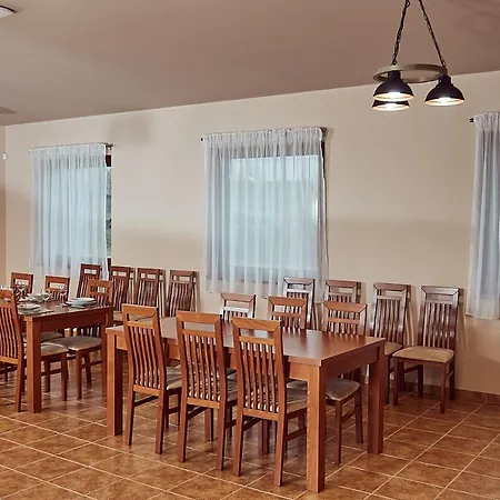 Vadvirag Vendeghaz Gasthof Izsák